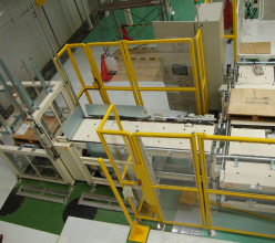 板紙供給コンベヤ